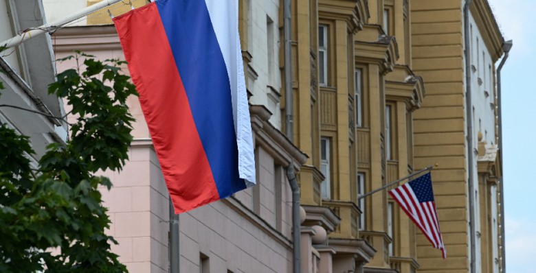 Россия и США восстановят штат своих посольств в Москве и Вашингтоне