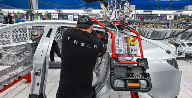 ЕК скорректировала пошлины на электромобили из Китая, для Tesla их снизили втрое
