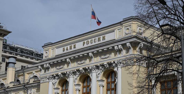 ЦБ рассказал о роли регулятора в переговорах по снятию санкций с России
