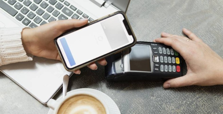 НСПК запустит оплату с помощью iPhone без Apple Pay