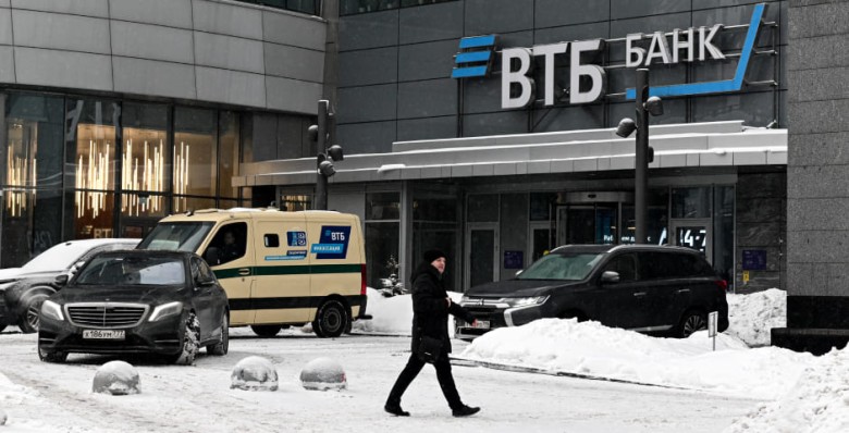 ВТБ объявил о запуске оплаты по иностранным QR-кодам за границей