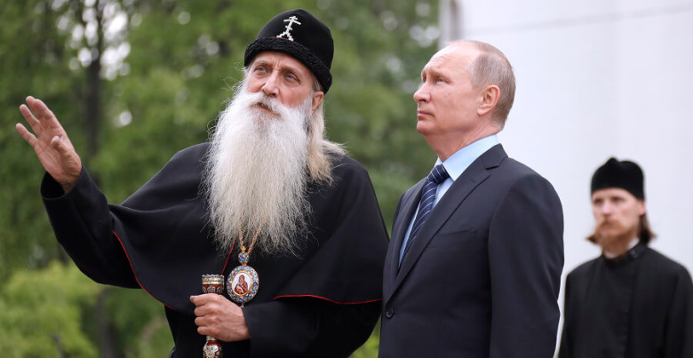 Владимир Путин продлил отсрочку от армии для старообрядцев