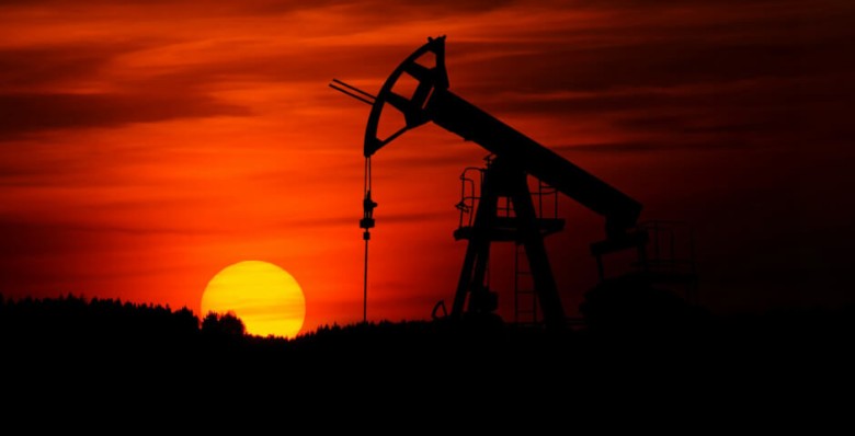 Brent торгуется дороже $80 на рисках эскалации на Ближнем Востоке