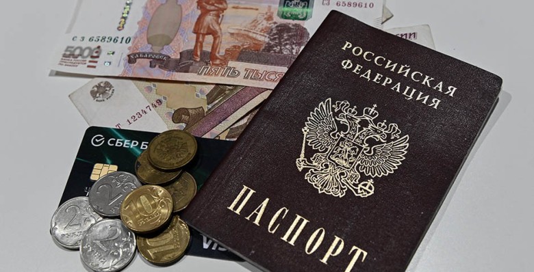 Выдача потребкредитов в РФ за август сократилась почти на 10%