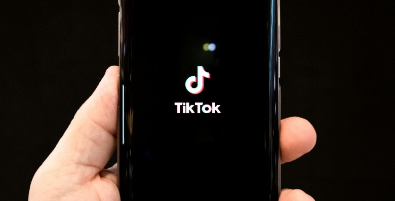 Bloomberg узнал о срыве соглашения по работе TikTok в США из-за новых пошлин