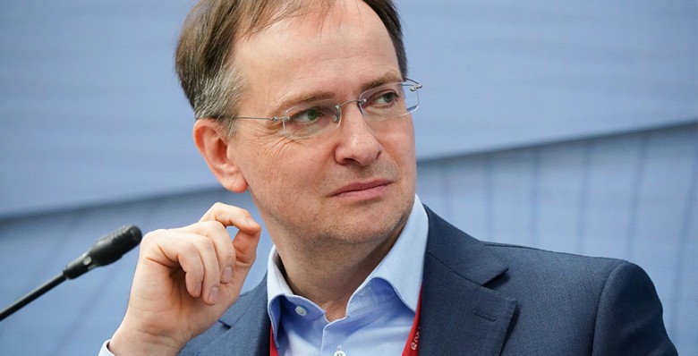 Владимир Мединский: делегация РФ 16 мая будет ожидать украинскую с 10 утра