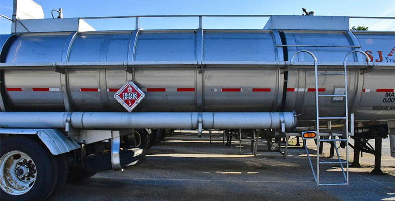 Поставки нефти из РФ в КНР в августе выросли на четверть, СПГ — на треть