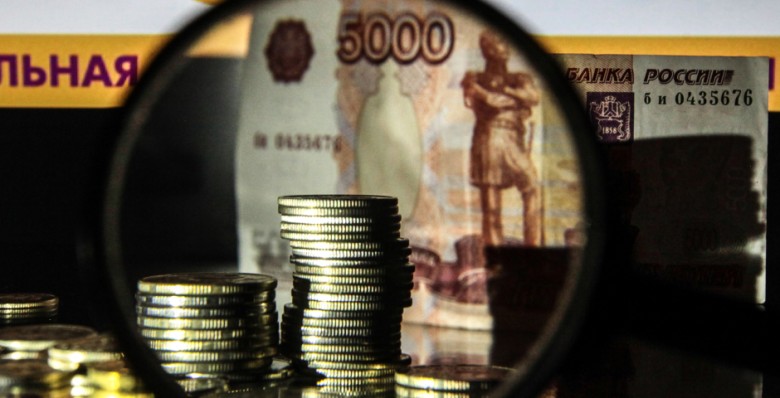 Внешнеторговый профицит РФ в июне вырос до $10,6 млрд, внешний долг за I полугодие сократился на 3,4%