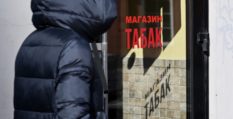 В России повысят штрафы до 2 млн рублей за продажу вейпов и сигарет детям