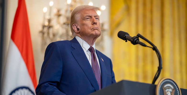 Дональд Трамп подписал указ о повышении пошлин на сталь и алюминий до 50%