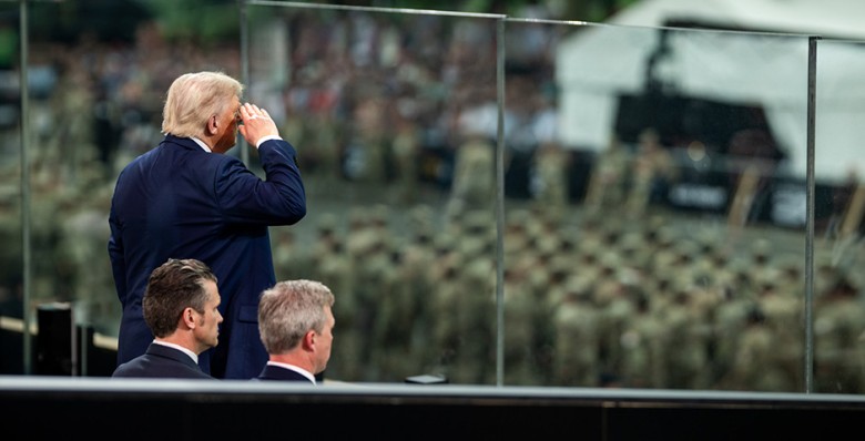 Дональд Трамп допустил новые удары по Ирану при возобновлении ядерной программы