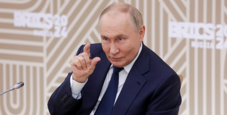 Владимир Путин: расчеты в нацвалютах избавляют развитие экономики от политики