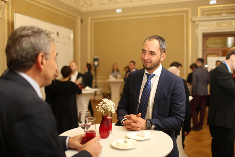 Медиатека журнала Эксперт